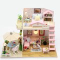Domek dla lalek  piętrowy drewniany model do złożenia LED 19,5cm