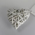 Wiklinowe serce dekoracyjne białe DM02E 8 cm