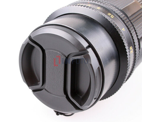 Dekielek Foxfoto Snap-on do obiektywu - 49 mm ze smyczką