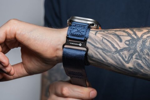 FORCELL F-DESIGN FA05 pasek nylonowy do APPLE Watch 42 / 44 / 45 / 49 mm niebieski
