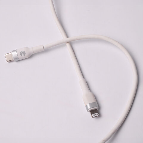 Forever kabel MFi Flexible USB-C - Lightning 1,0 m 27W biały