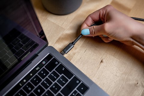 Kabel Newell USB-C - USB-C 3.2 Gen 2 - 2 m, grafitowy