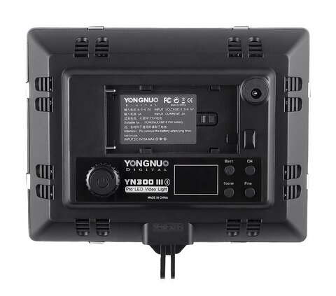 Lampa LED Yongnuo YN300 III - WB (5600 K)