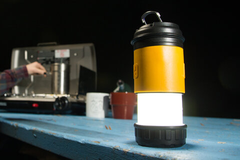 Lampa namiotowa uniwersalna Caterpillar CT6515 z funkcją latarki