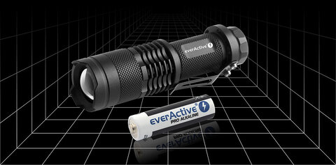 Latarka diodowa everActive FL-180 "Bullet" z diodą CREE XP-E2 + akumulatorki Fujitsu R6/AA 2000mAh