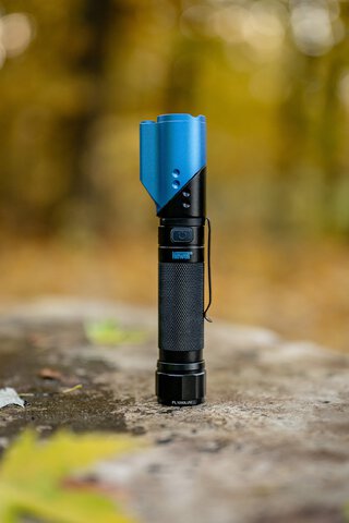 Latarka taktyczna Newell FL1000LUV USB-C z UV i laserem