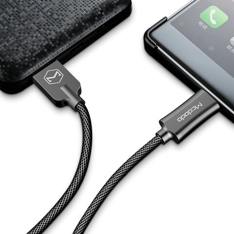 Mcdodo kabel Knight USB - USB-C 1,0 m czarny CA-4390