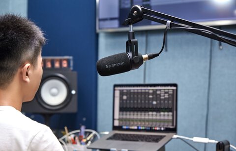 Mikrofon dynamiczny Saramonic SR-BV1 do podcastów