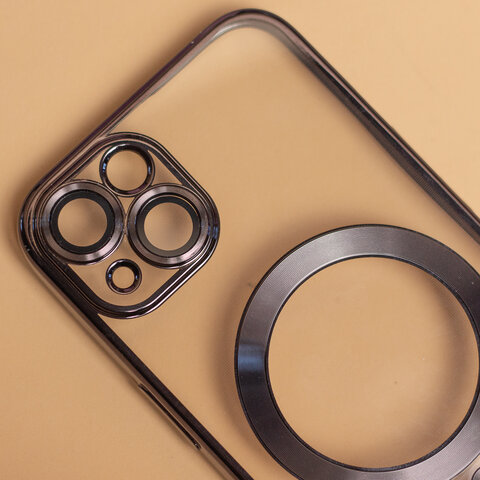 Nakładka Color Chrome Mag do iPhone 13 Pro 6,1" czarna