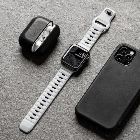 Pasek Tech-Protect ICONBAND LINE do Apple Watch 4 / 5 / 6 / 7 / 8 / SE / Ultra (42 / 44 / 45 / 49 mm) pomarańczowy