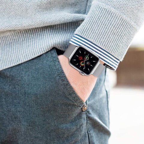 TECH-PROTECT MILANESEBAND APPLE WATCH 4 / 5 / 6 / 7 / 8 / 9 / SE / ULTRA 1 / 2 (42 / 44 / 45 / 49 MM) STARLIGHT