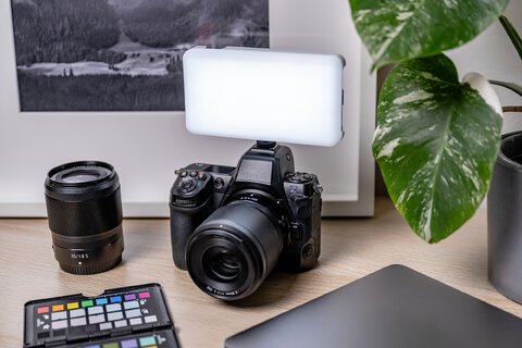 Zestaw Newell Rangha Set - Lampa LED RGB-W Rangha z dyfuzorem i statywem
